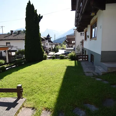 Gaensebluemchen Holiday home *