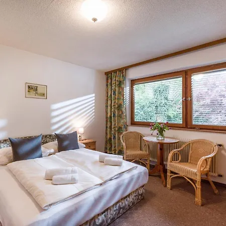 Gaensebluemchen Finkenberg